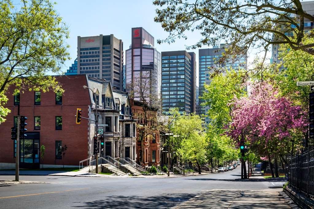 Le Meridien Versailles Hotel Montréal Buitenkant foto